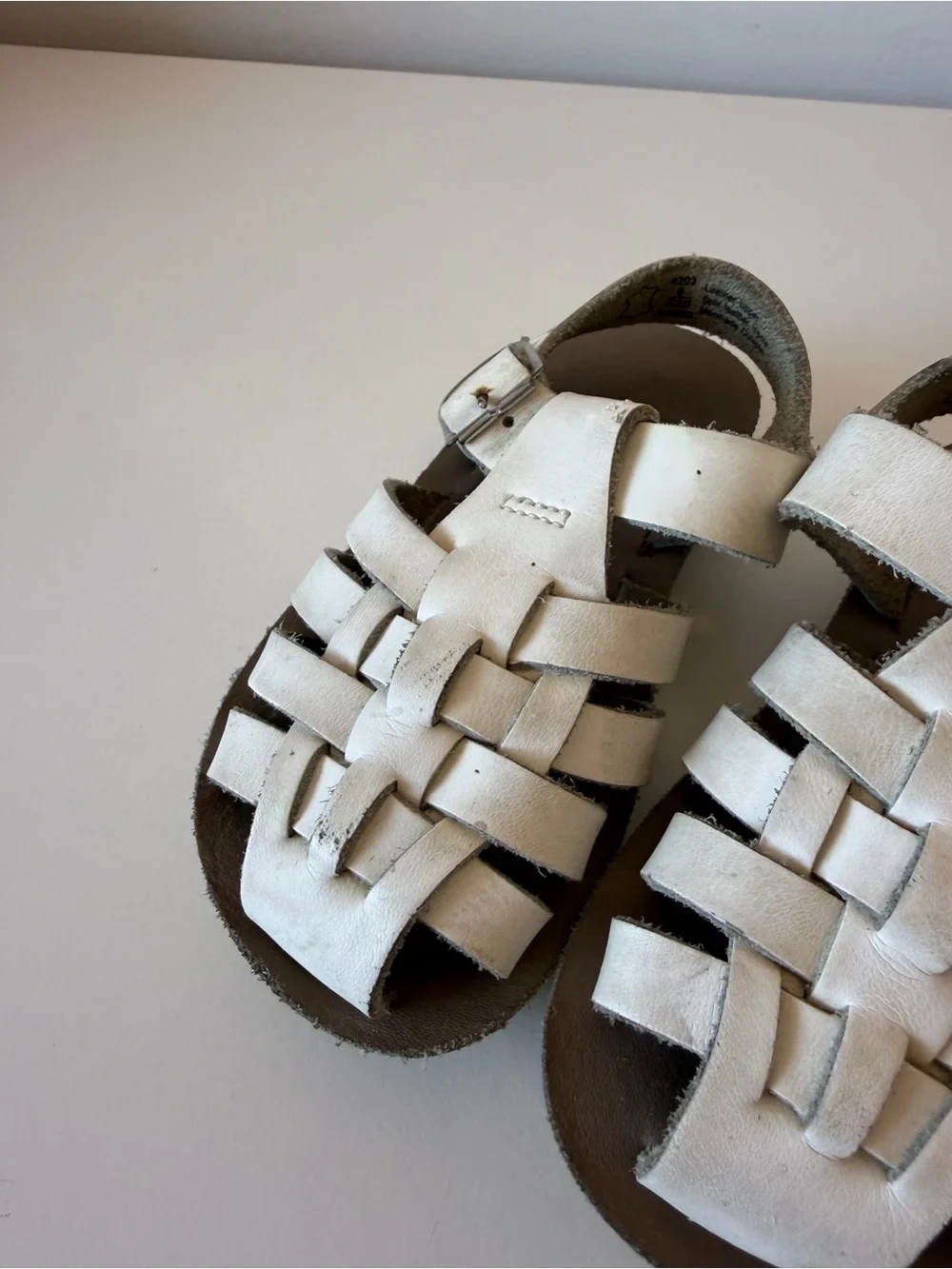 Sun San Kids White Leather Fisherman Sandals with Buckle Strap toddler 6